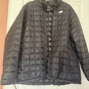 NWOT Women’s North Face Thermoball Coat XXXL
